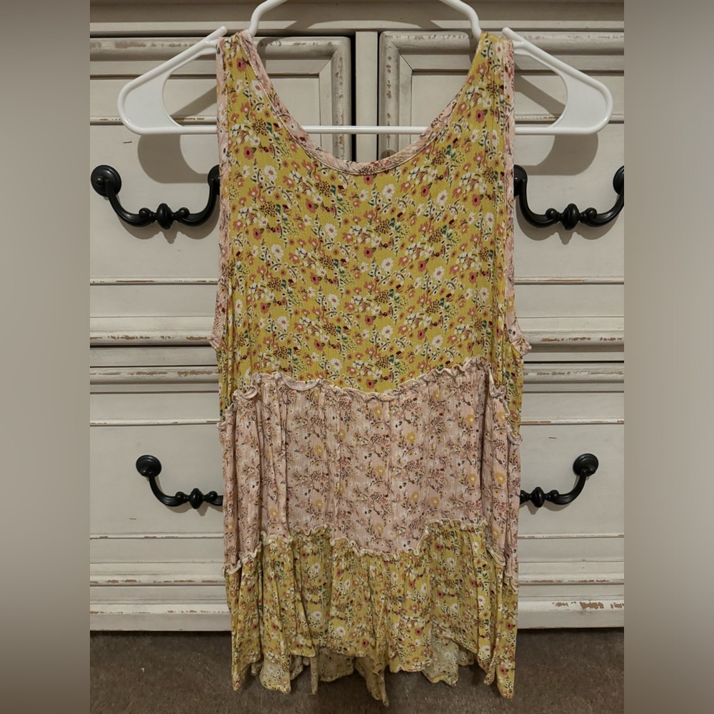 Floral tank